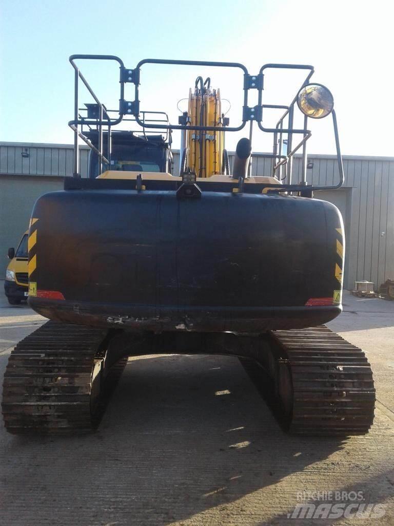 JCB JS220LC Vikšriniai ekskavatoriai