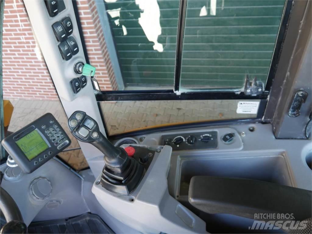 Volvo L45f Naudoti ratiniai krautuvai