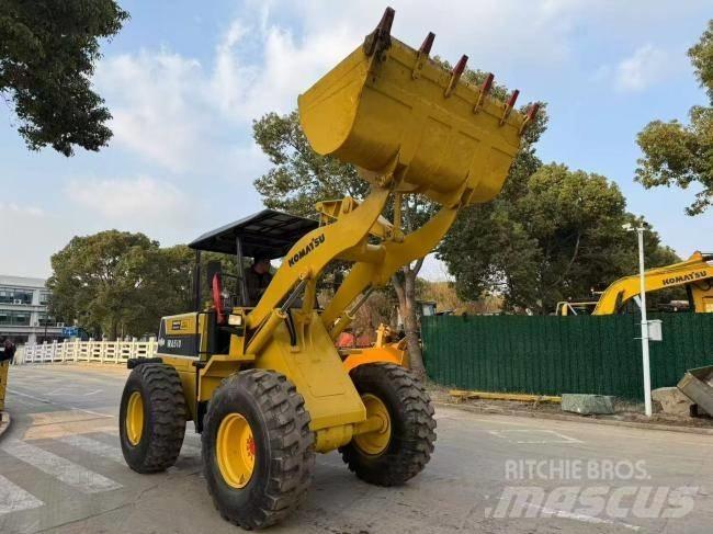 Komatsu WA 100 Naudoti ratiniai krautuvai