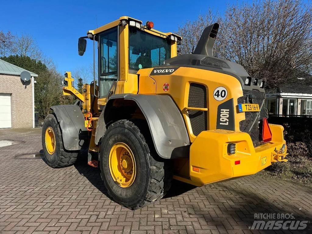 Volvo L90 H Naudoti ratiniai krautuvai