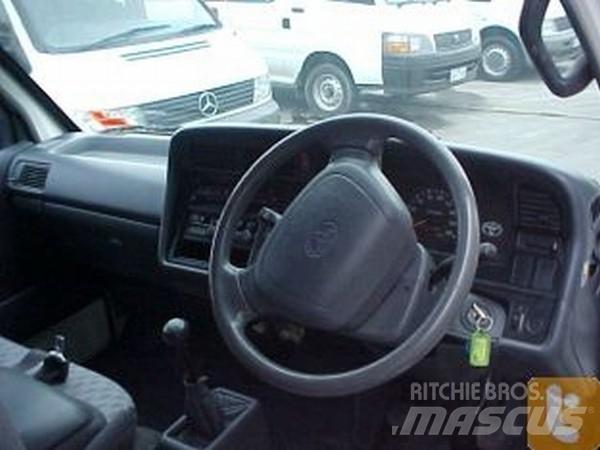 Toyota HIACE RZH103R Krovininiai furgonai