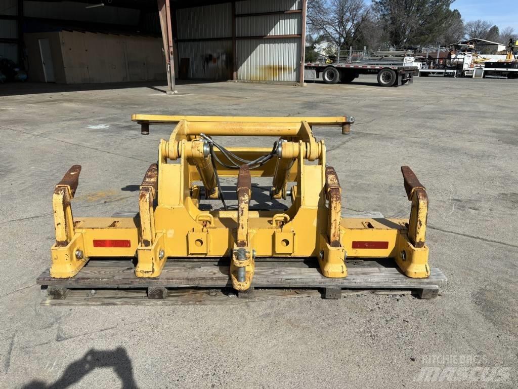 DEERE 770G Kiti naudoti statybos komponentai