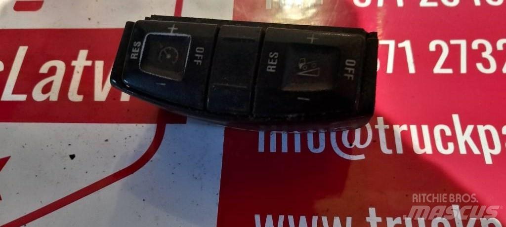 Scania R 440.   1870912 Kabinos ir salonai