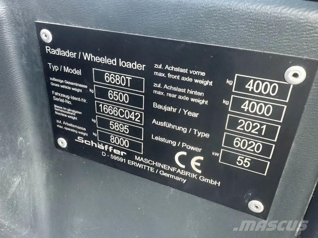 Schäffer 6080T Teleskopiniai ratiniai krautuvai