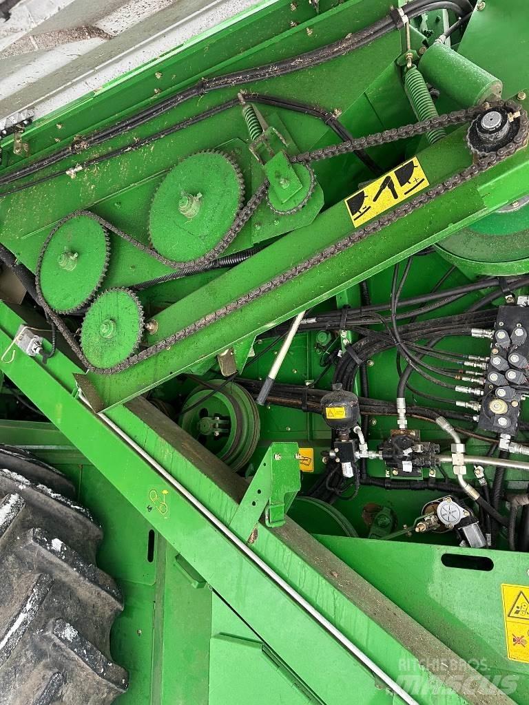 John Deere T550 Derliaus nuėmimo kombainai
