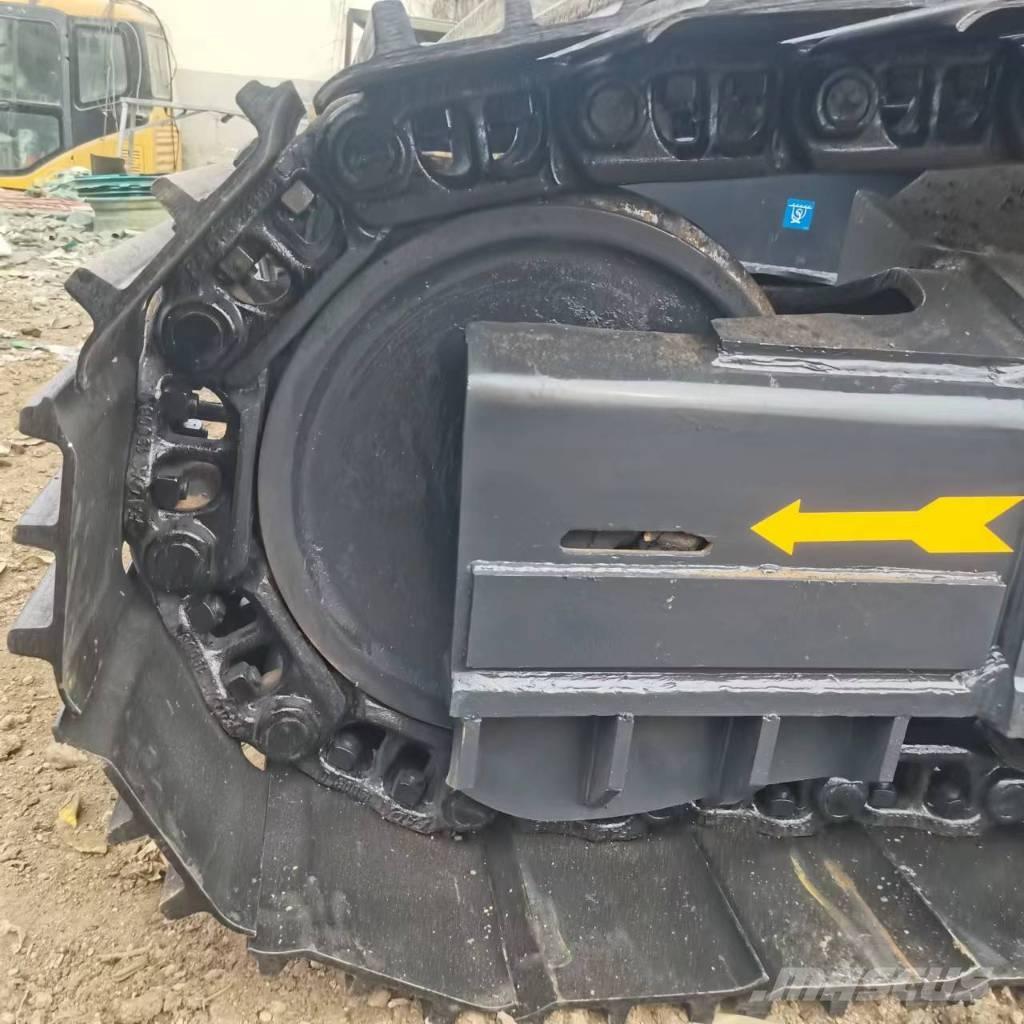 Kobelco SK 200D Vikšriniai ekskavatoriai