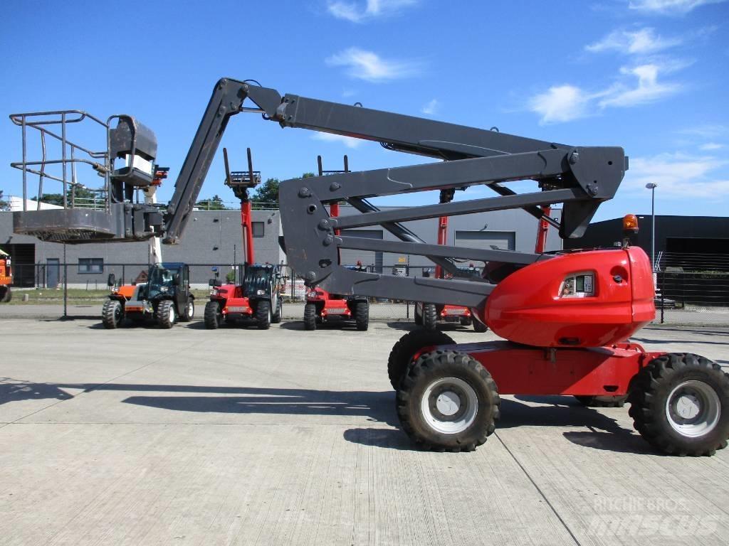 Manitou 160 ATJ (397) Kompaktiškas savaeigis strėlinis keltuvas