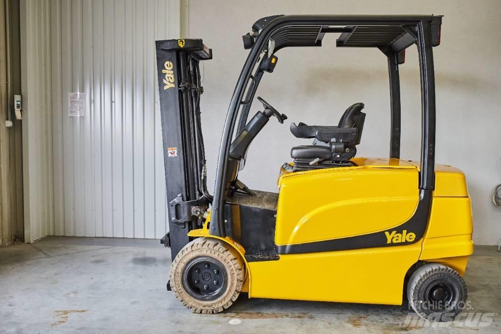 Yale ERP35VL Elektriniai šakiniai krautuvai