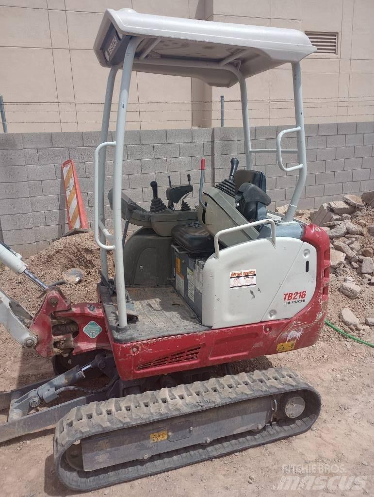Takeuchi TB216RA Gręžimo įranga ir atsarginės dalys