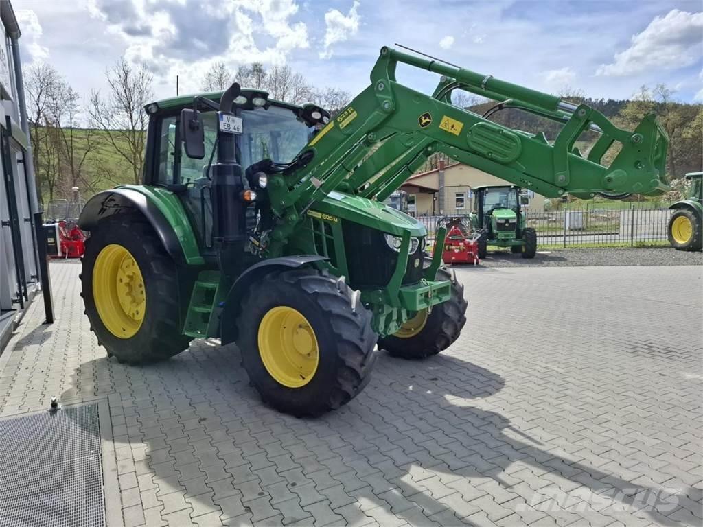 John Deere 6120M Traktoriai