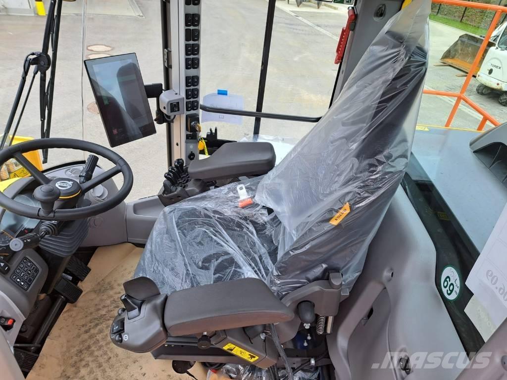 Volvo L 150 H Naudoti ratiniai krautuvai