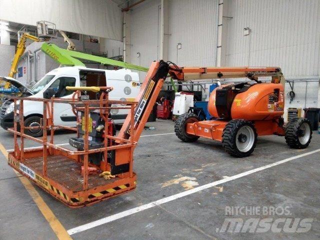 JLG 600AJ Alkūniniai keltuvai