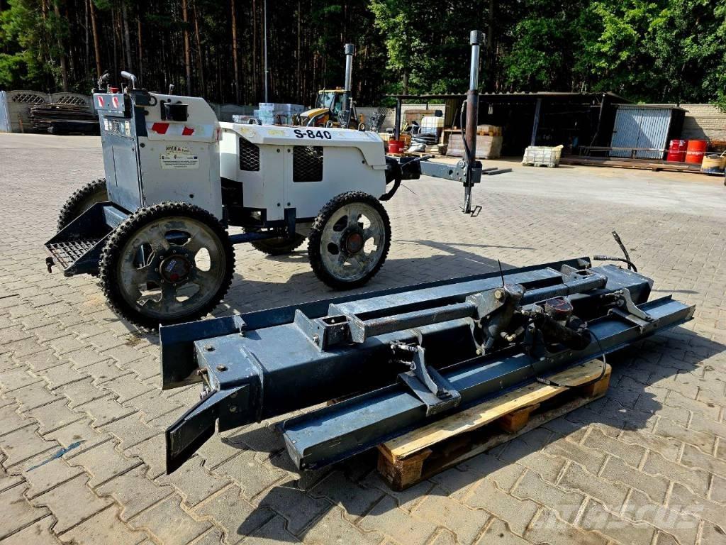 Somero S840 Betono paskirstymo strėlės