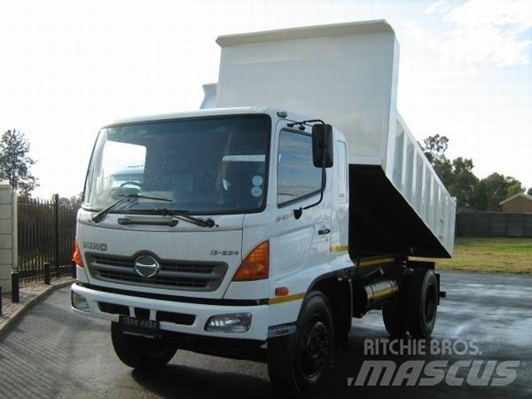 Toyota Hino 13-234 Savivarčių priekabų vilkikai