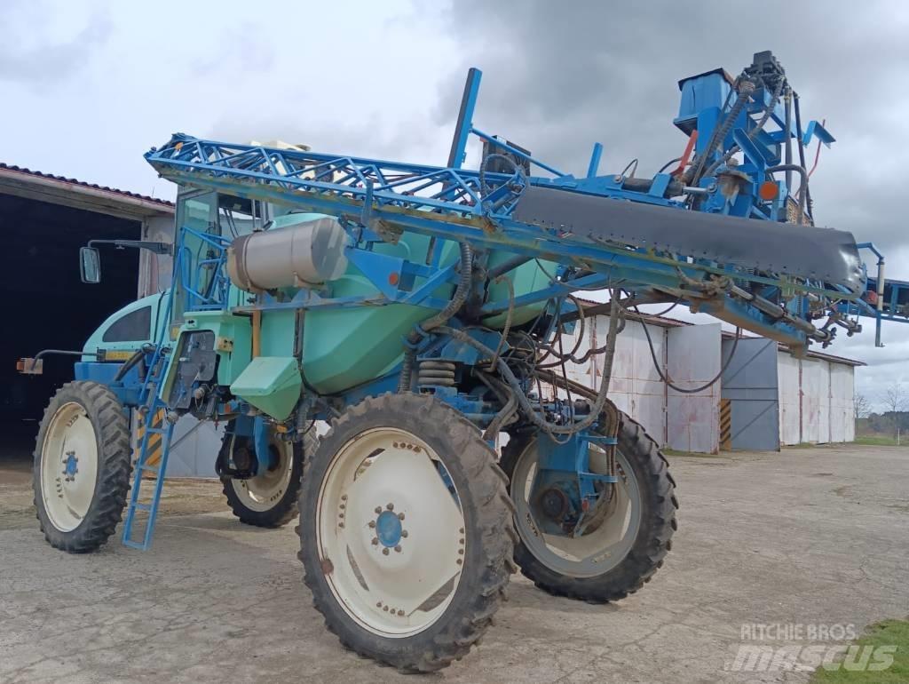 Berthoud UTL 4000 Savaeigiai purkštuvai