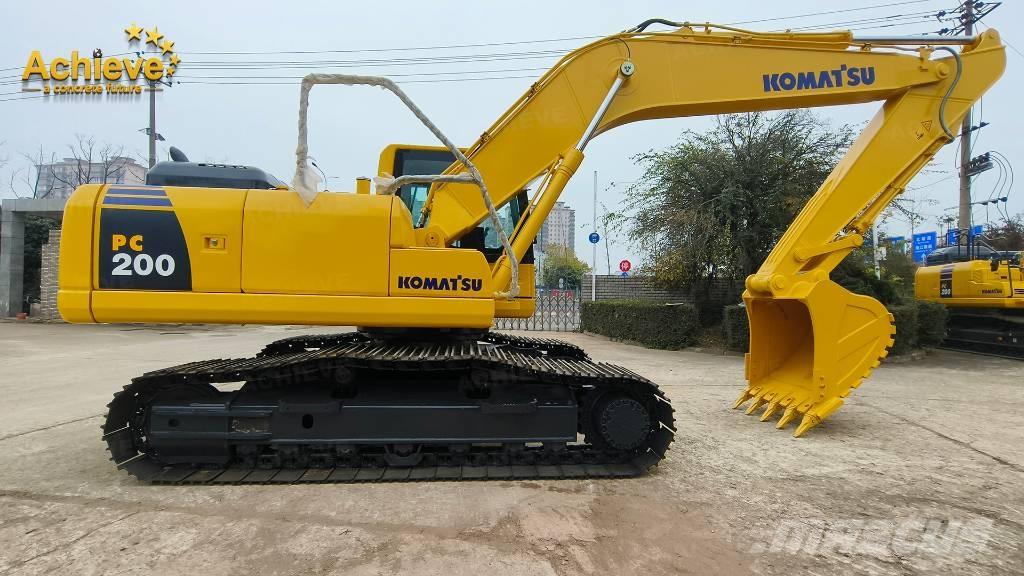 Komatsu PC 200 Vikšriniai ekskavatoriai