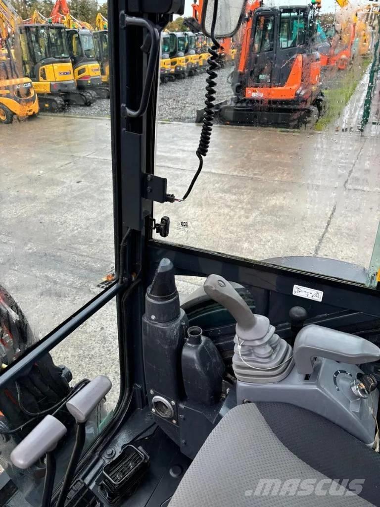 Hitachi ZX26U-6CR Mini ekskavatoriai < 7 t