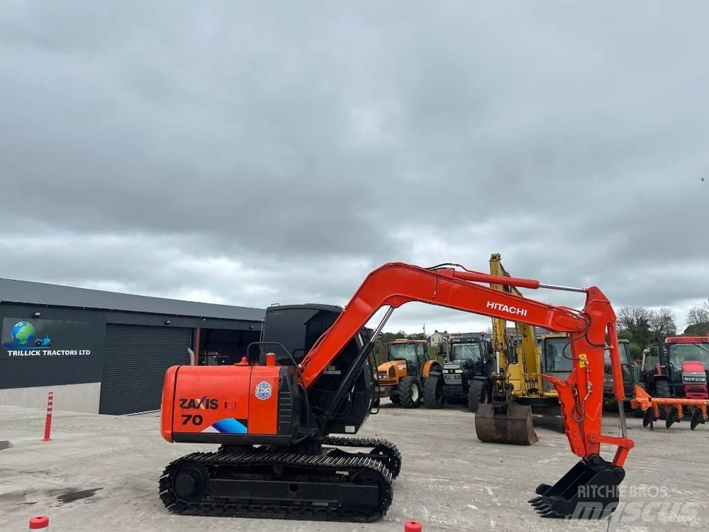 Hitachi Zaxis 70 Vidutinės galios ekskavatoriai 7-12 t