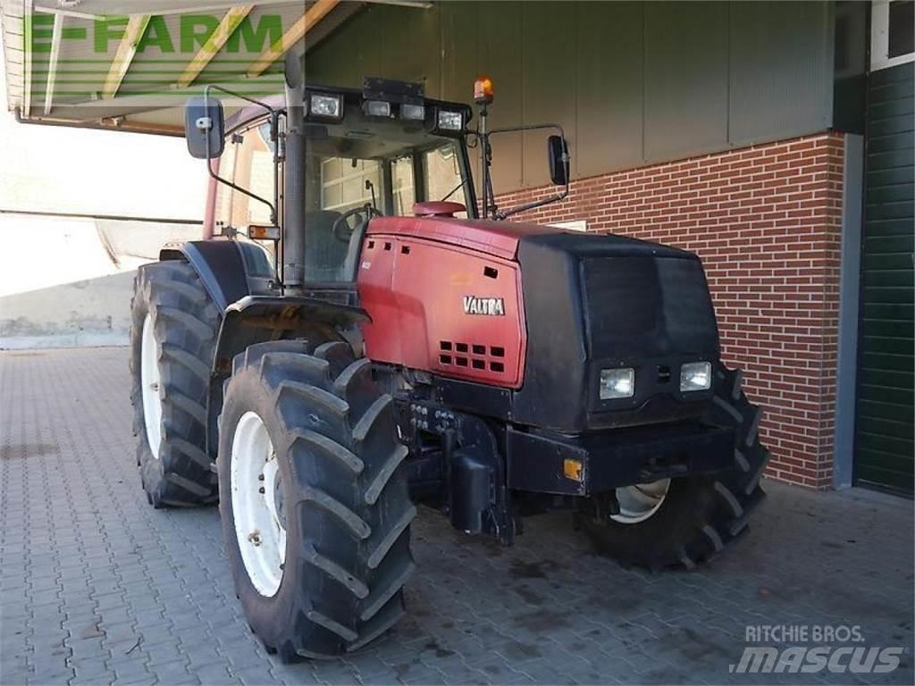 Valtra 8450 Traktoriai
