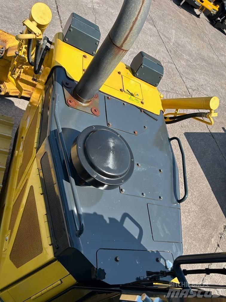 Komatsu D 65 PX-18 Vikšriniai buldozeriai