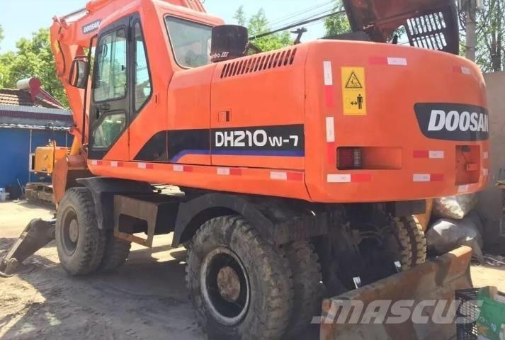 Doosan DH210W-7 Ratiniai ekskavatoriai