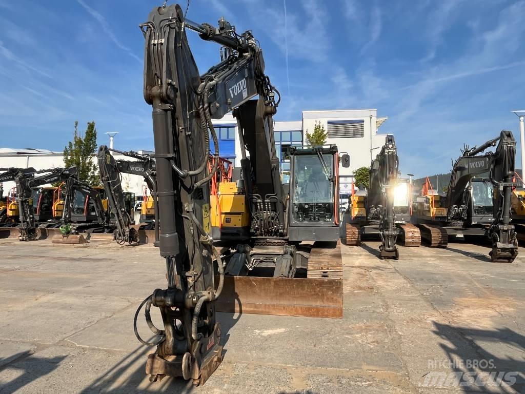 Volvo ECR235EL Vikšriniai ekskavatoriai