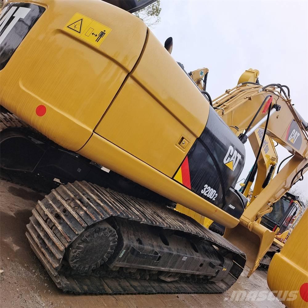 CAT 320 D L Vikšriniai ekskavatoriai