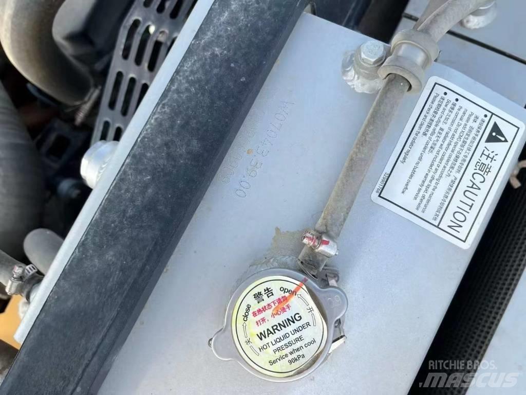 XCMG XE200DA Vikšriniai ekskavatoriai