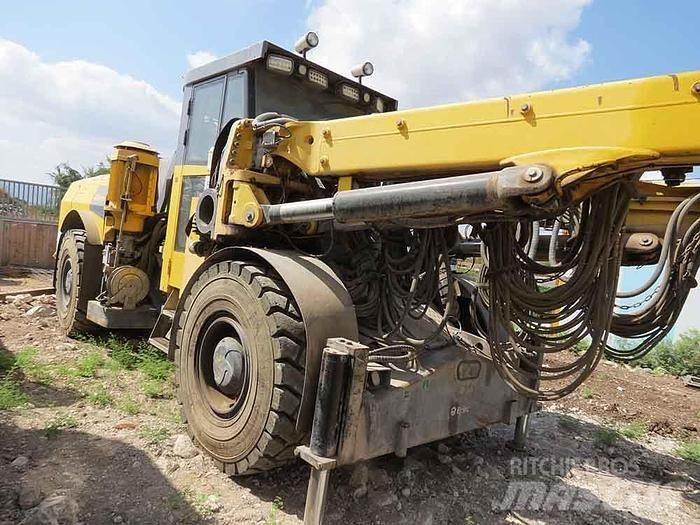 Epiroc E2C Žemės paviršiaus gręžimo technika