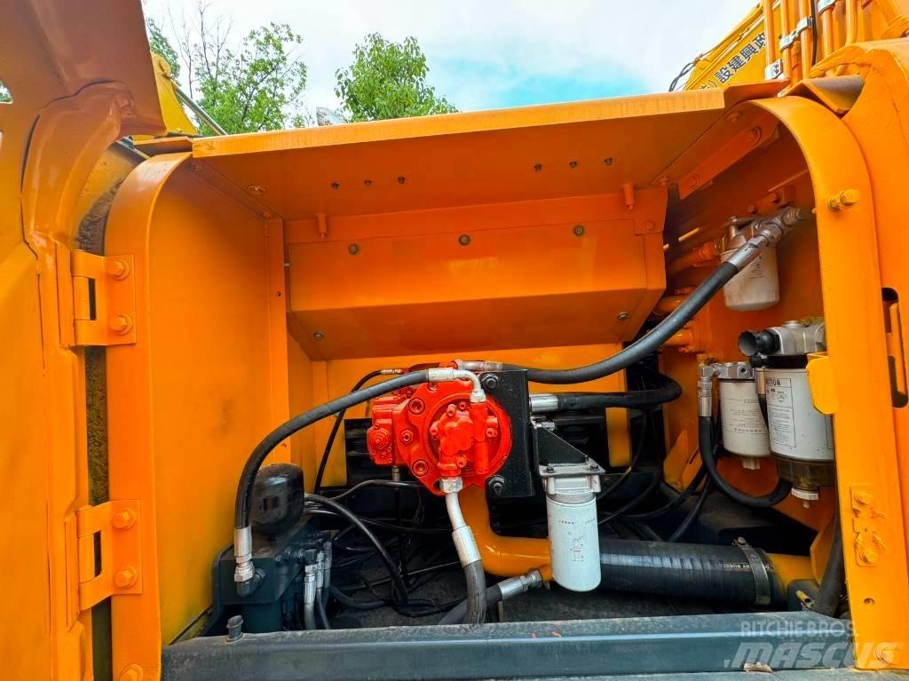 Hyundai 305LC-9S Vikšriniai ekskavatoriai