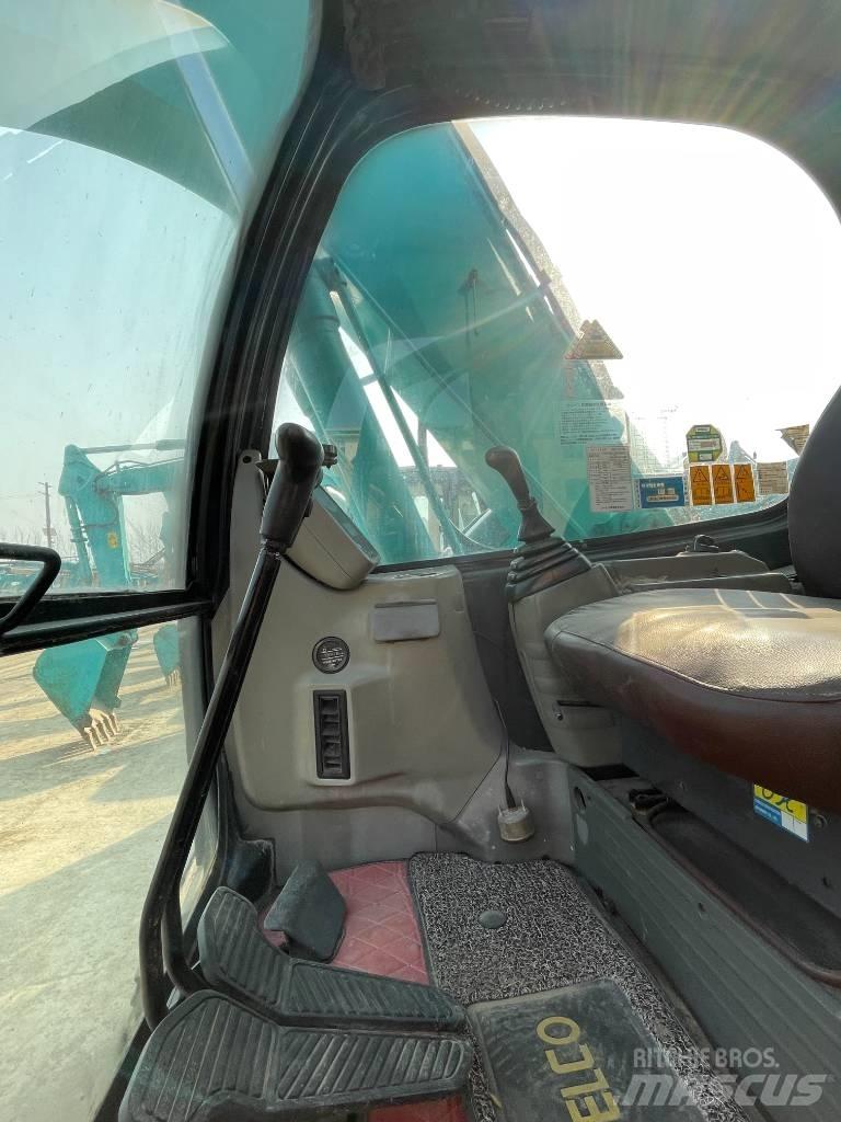 Kobelco 135 SRLC Vikšriniai ekskavatoriai