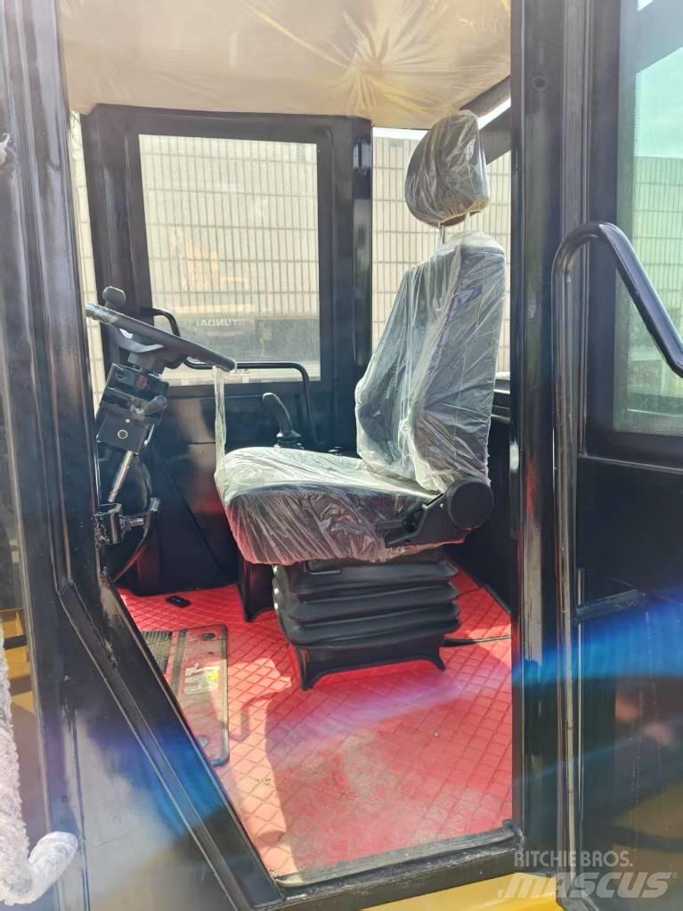 CAT 950 GC Naudoti ratiniai krautuvai