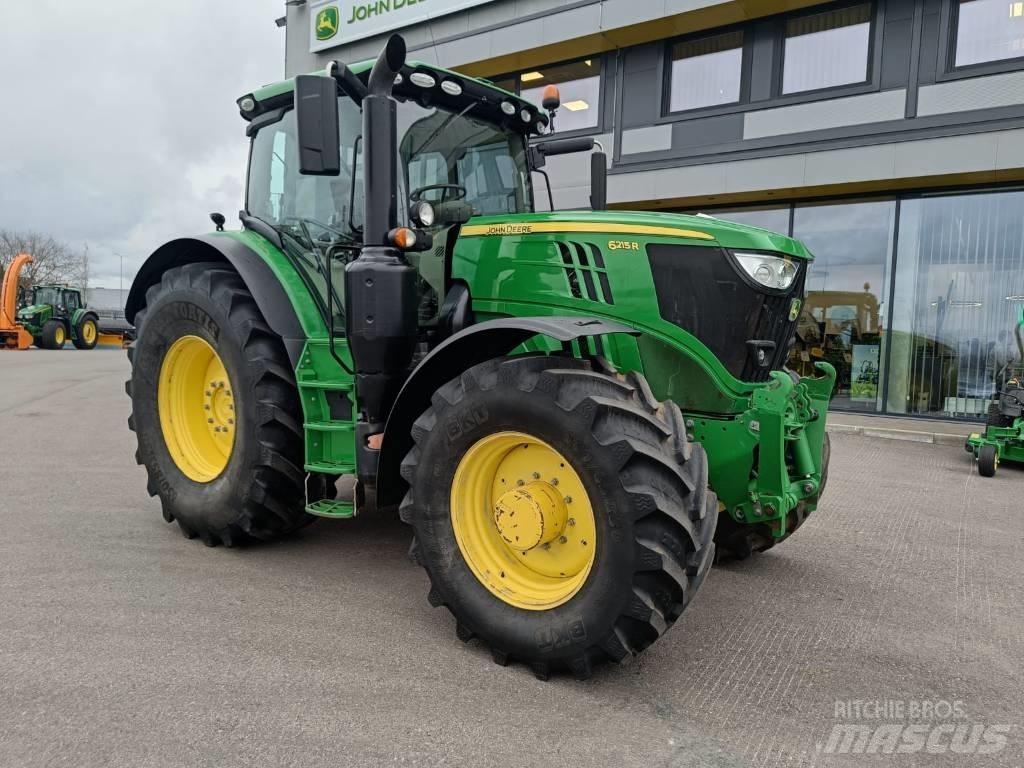 John Deere 6215 R Traktoriai