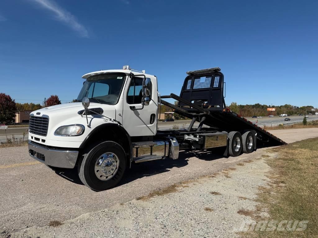 Freightliner M2 Pagalbos kelyje automobiliai