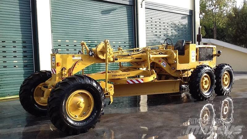 CAT 12 F Greideriai