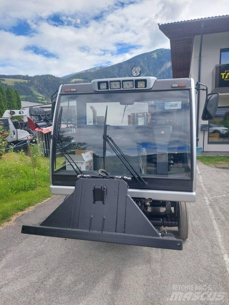 Prinoth Husky Statyba - Kita