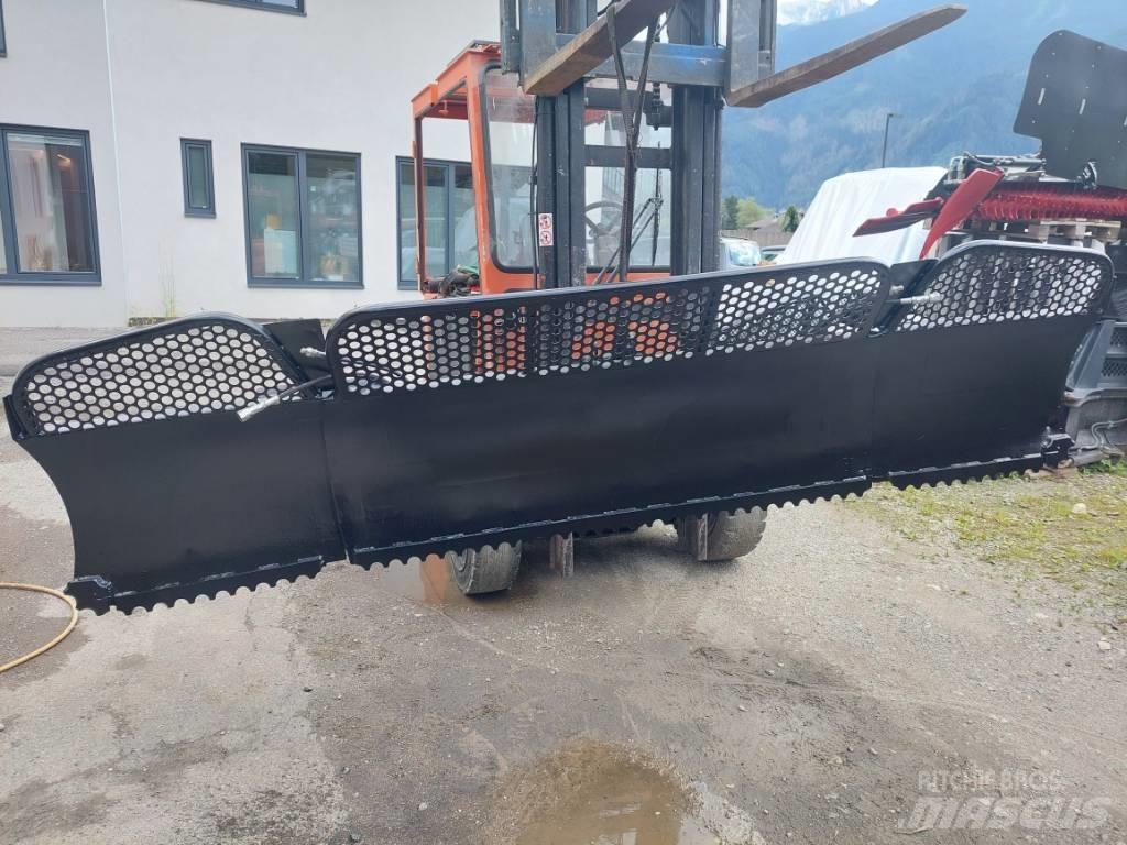 Prinoth Husky Statyba - Kita