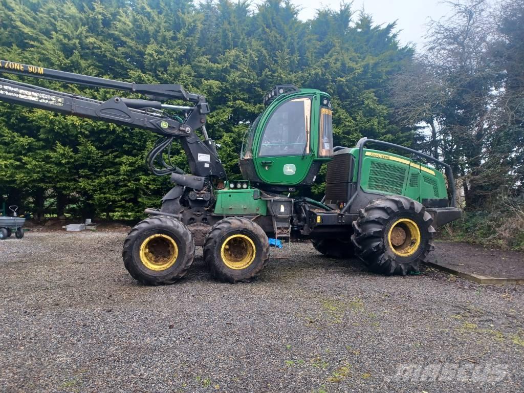 John Deere 1070e Miško technika (Harvesteriai)