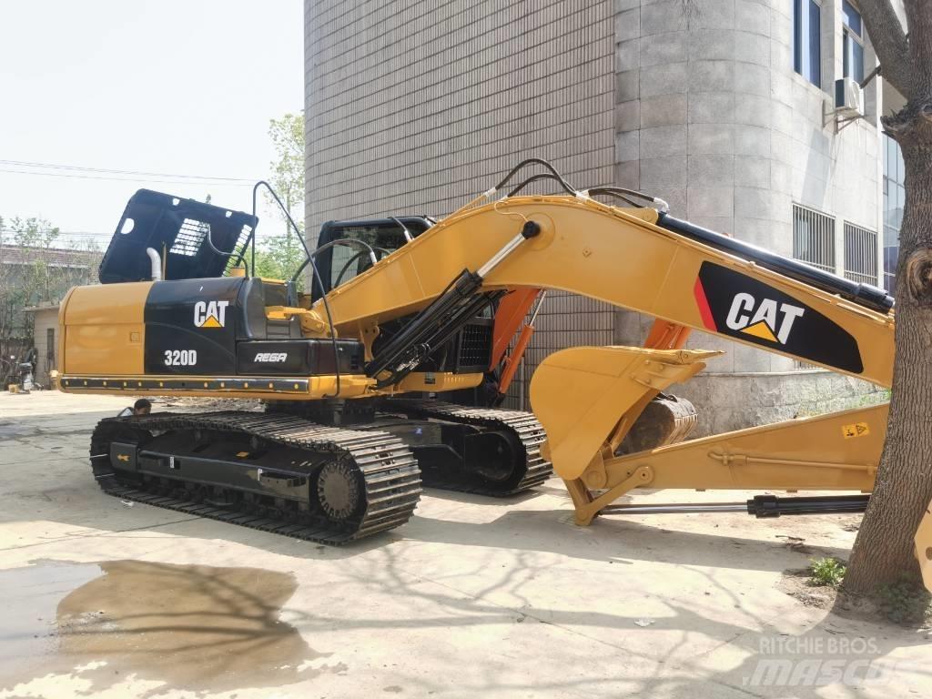 CAT 320 D Vikšriniai ekskavatoriai