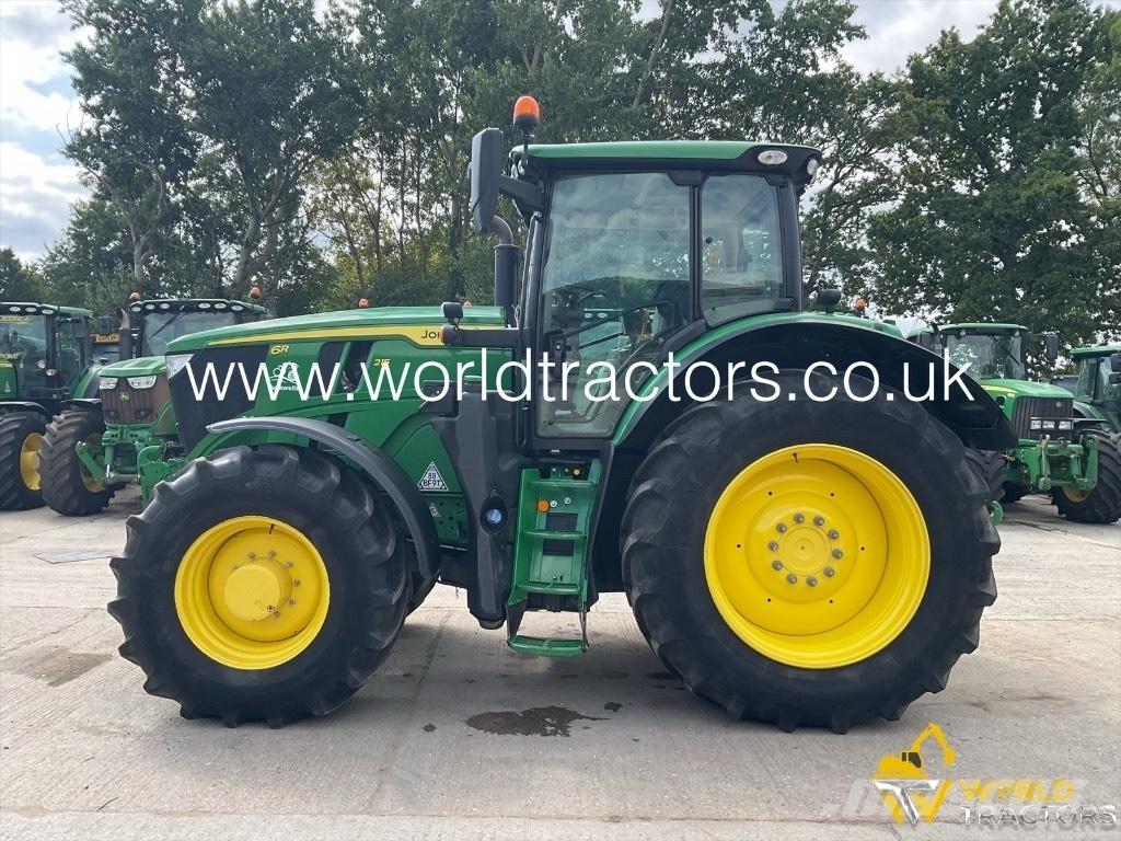 John Deere 6215 R Traktoriai