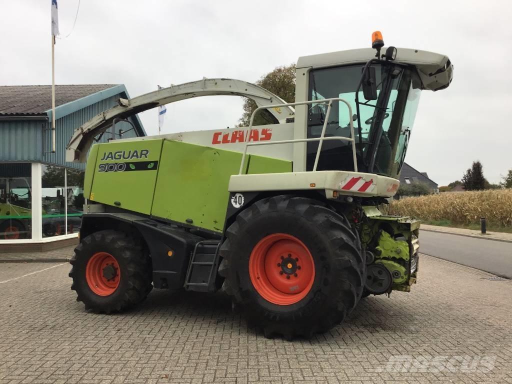 CLAAS Jaguar 900 Derliaus nuėmimo kombainai