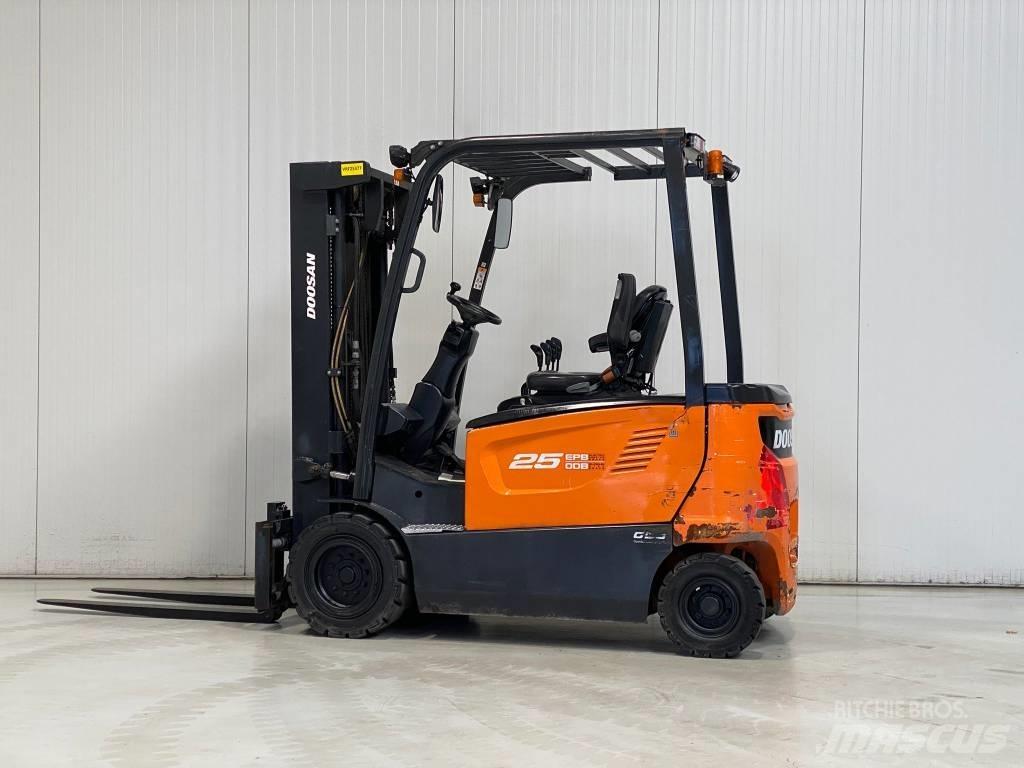 Doosan B25X-7 Elektriniai šakiniai krautuvai