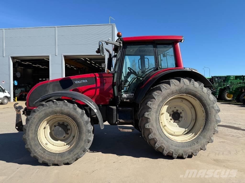 Valtra T 191 Traktoriai