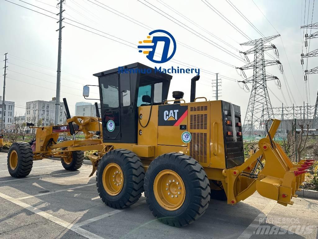 CAT 140K Greideriai