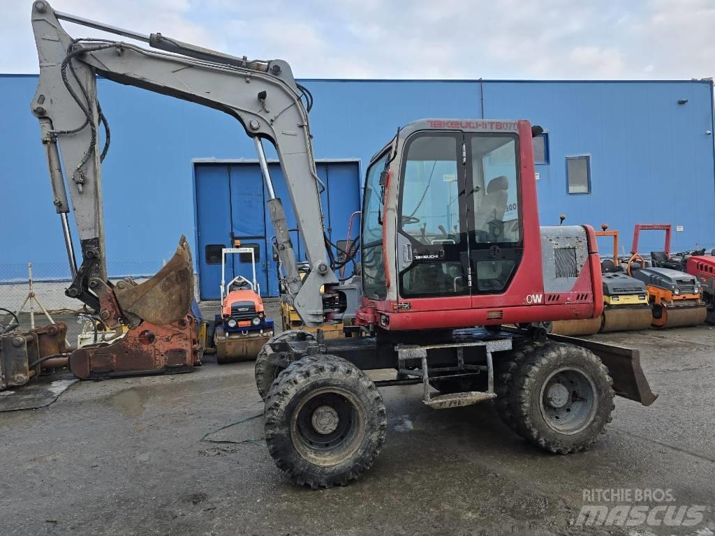 Takeuchi TB070W Ratiniai ekskavatoriai