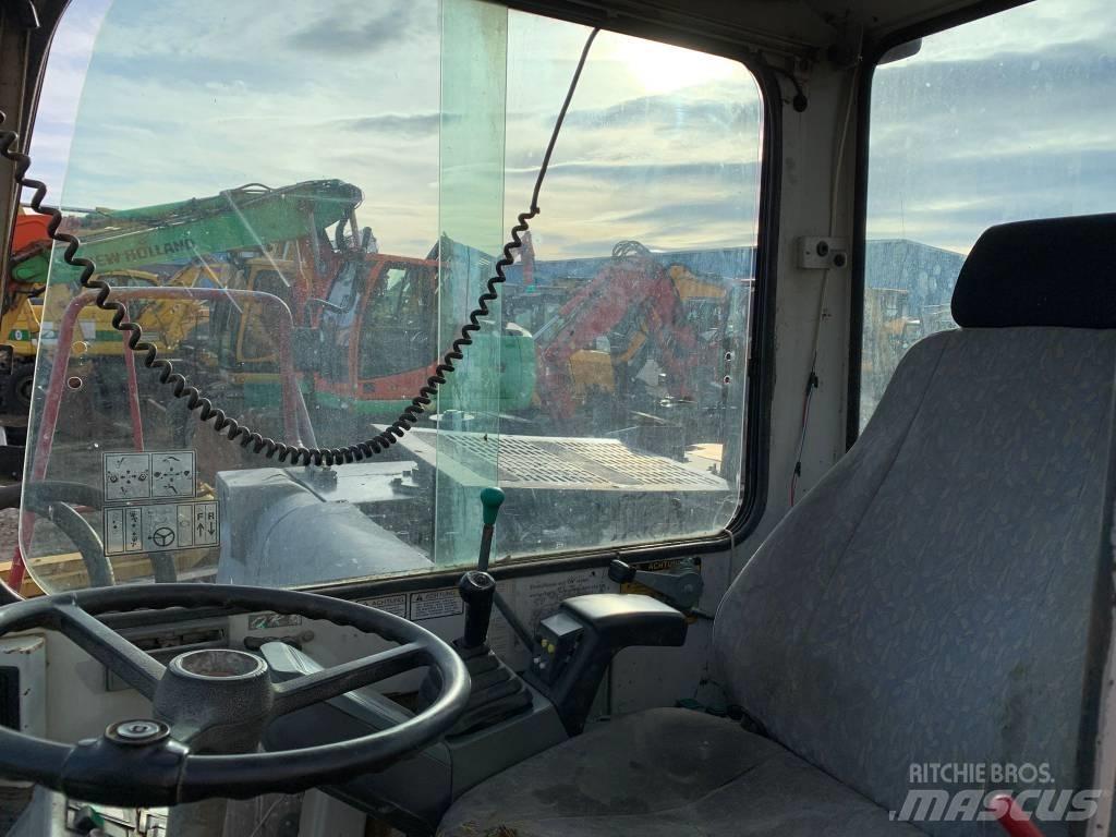 Takeuchi TB070W Ratiniai ekskavatoriai