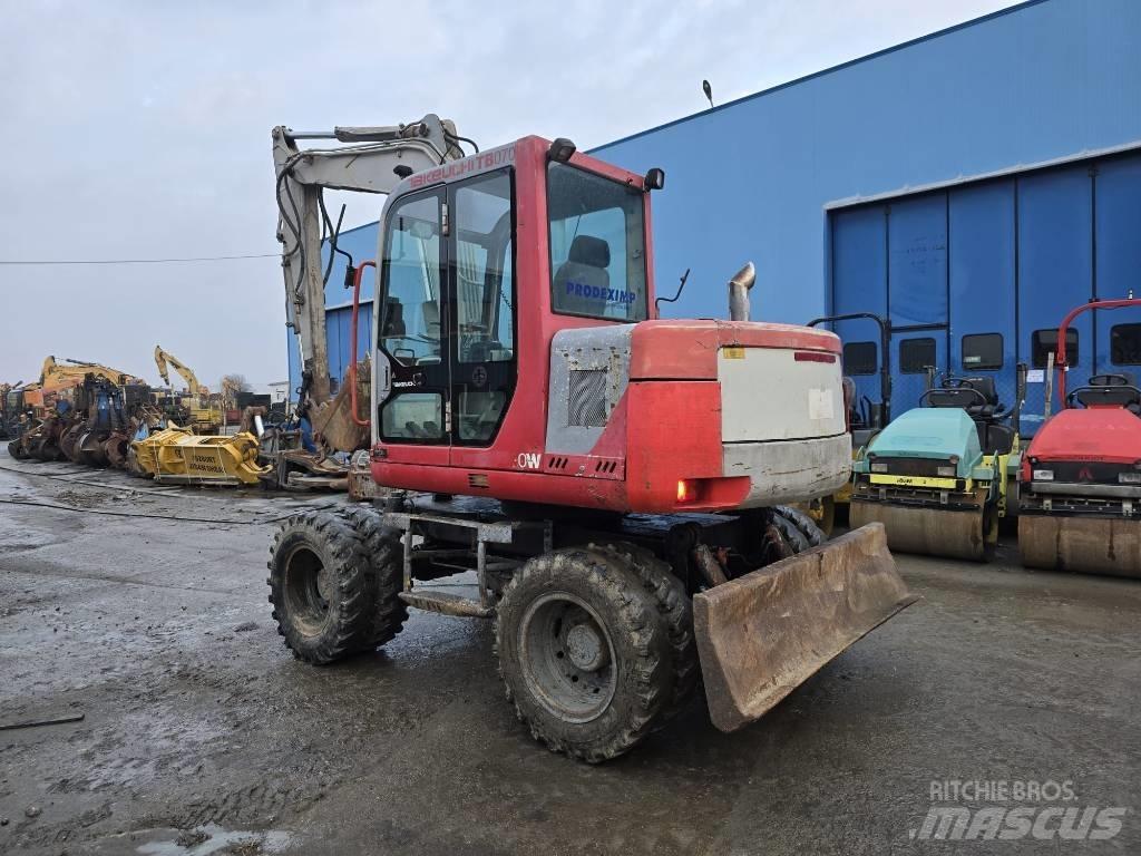 Takeuchi TB070W Ratiniai ekskavatoriai