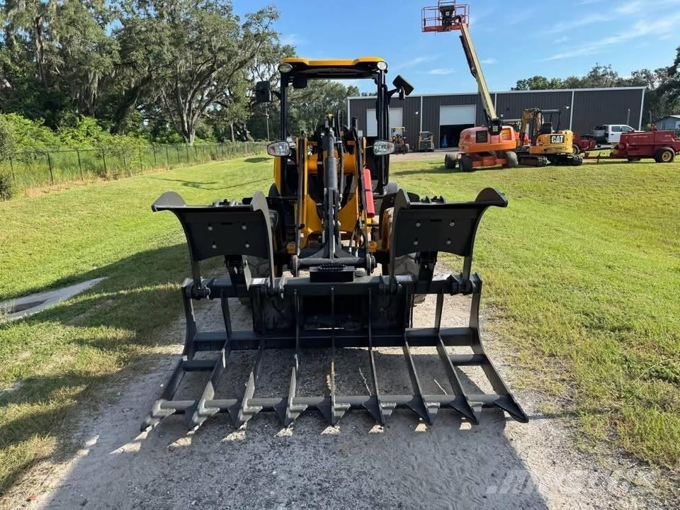 JCB 407 Naudoti ratiniai krautuvai