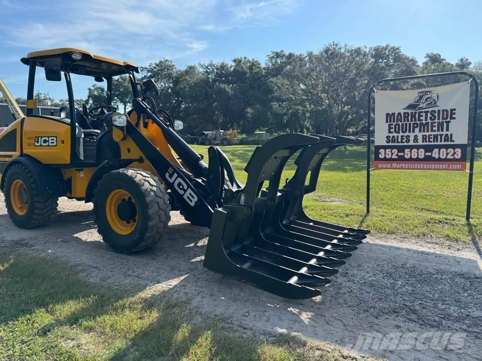 JCB 407 Naudoti ratiniai krautuvai