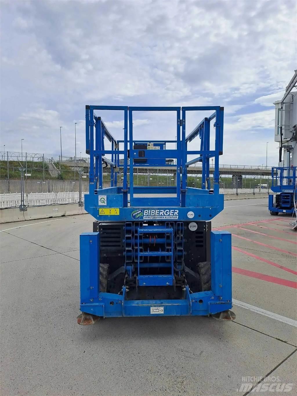 Genie GS 3369 RT Žirkliniai keltuvai